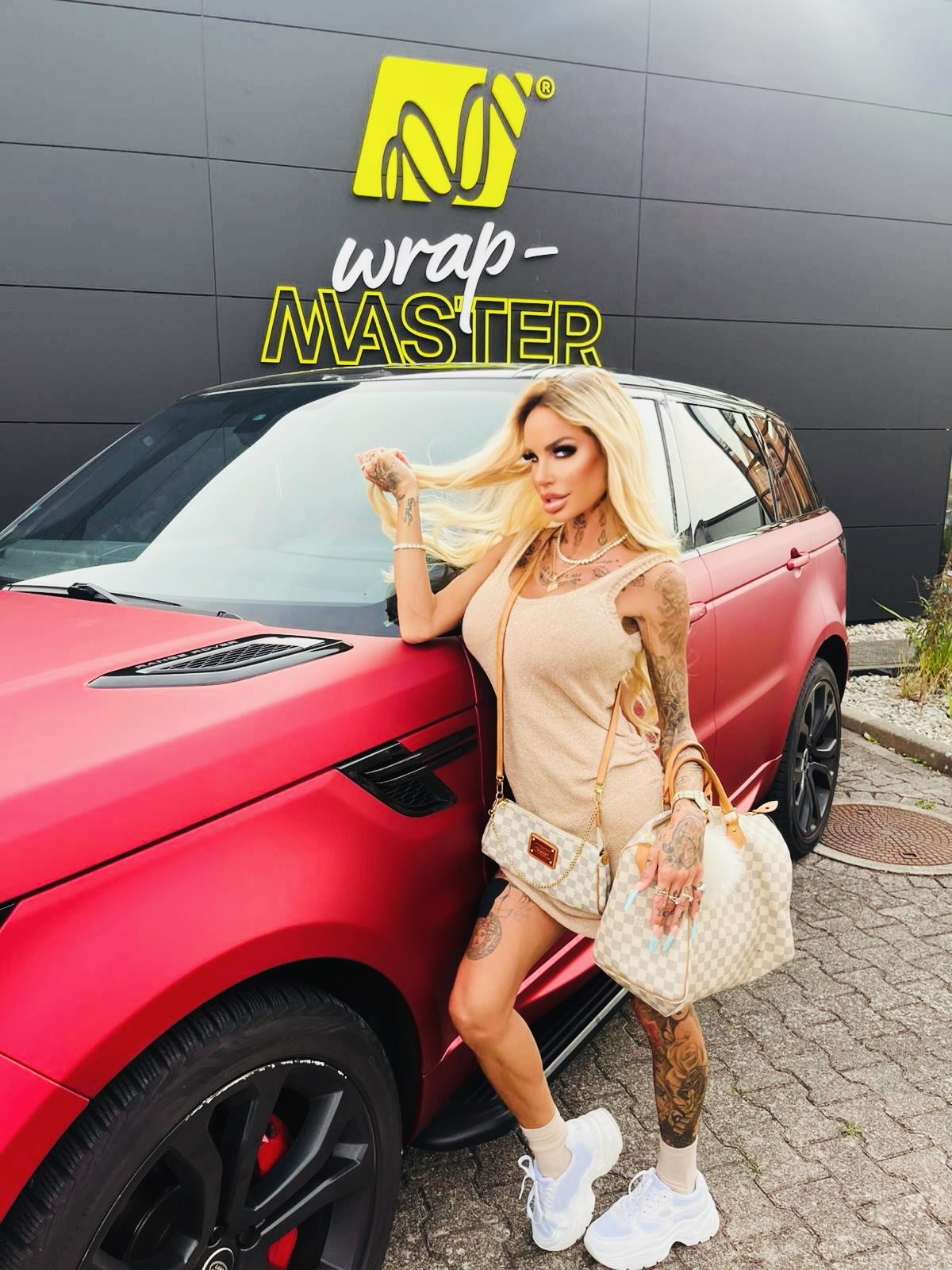 Gina-Lisa Lohfink X wrap-MASTER ❤